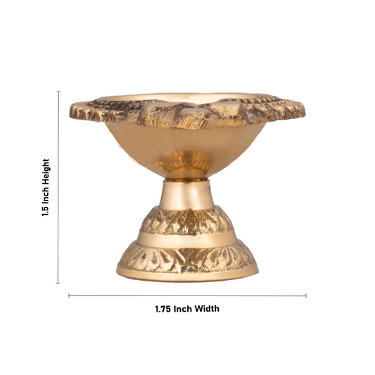 Lakshmi Kubera Vilakku With Base - 1.5 x 1.75 Inches | Brass Laxmi Kubera Deepam for Pooja/ 40 Gms Approx - Kuber Deep