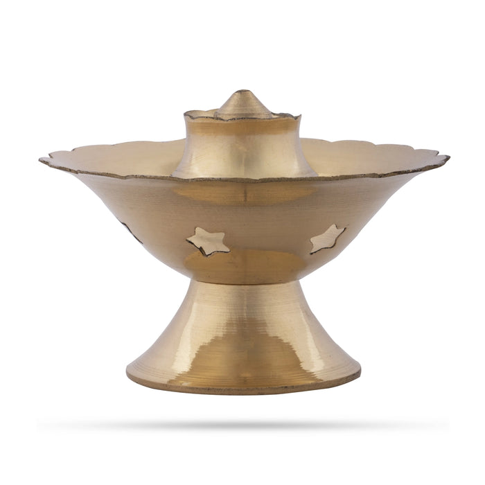 Brass Agarbathi Stand - 2.5 x 3 Inches | Kamal Cup Design Incense Stick Holder for Pooja/ 40 Gms Approx