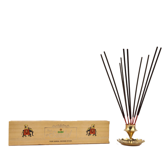 Giri Fresh Sandal Incense Sticks | Agarbatti/ Chandan Fragrance/ Agarbathi for Pooja