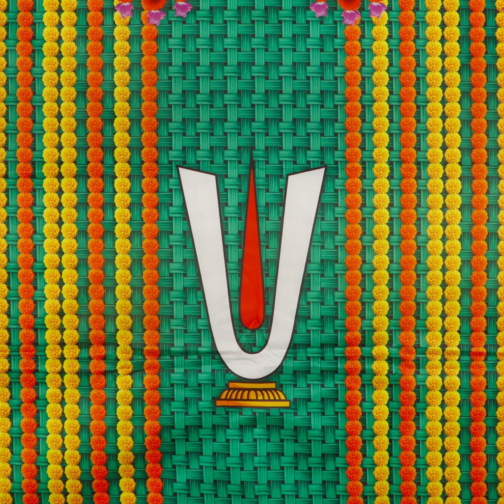Giri - Pooja Room Screen | Clothes For Decoration | Pooja Screen