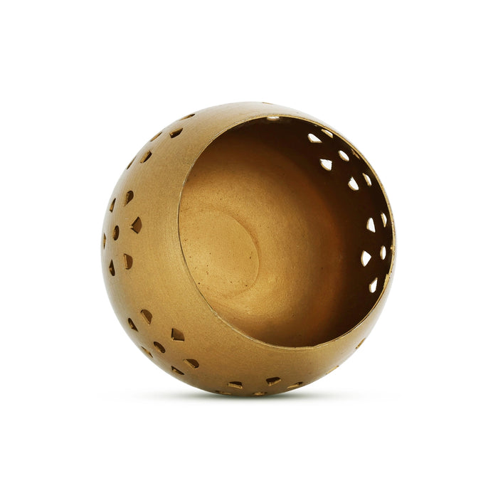 Diya Holder - 2.5 x 2.25 Inches | Lamp Holder/ Vilakku Stand / Jali Design Deep Holder for Home