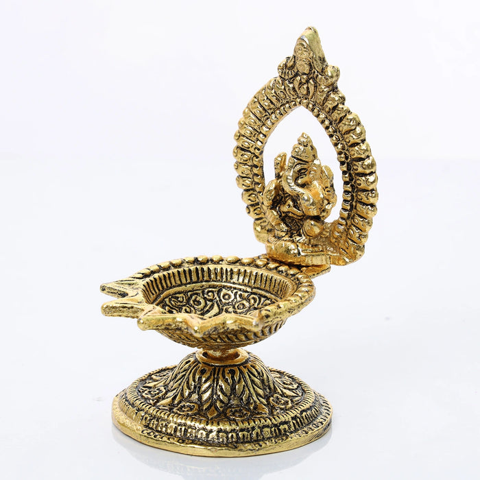 Star Deep - 9 x 6 Inches | Aluminium Diya/ Ganesha Lamp/ Vilakku for Pooja/ 110 Gms Approx - Deity Lamps