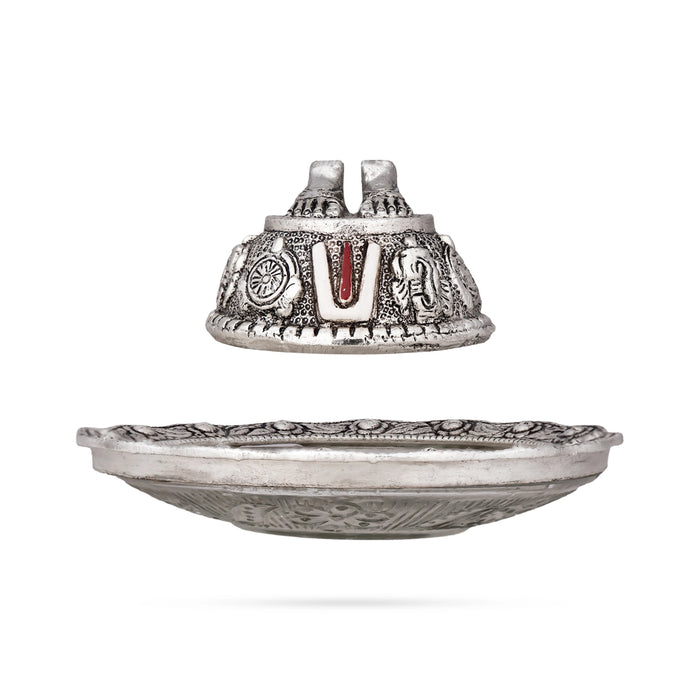 Balaji Murti Padam With Glass Plate - 2 x 5.5 Inches | Aluminium Perumal Padham/ Venkateswara Paduka for Pooja - Pooja Box & Paduka