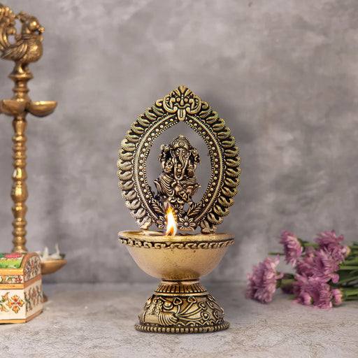 Ganesha Lamp - 4.5 x 2.25 Inches | Ganapathi Vilakku/ Brass Vilakku/ Deepam for Pooja/ 130 Gms Approx - Deity Lamps