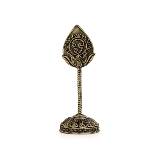Murugar Vel with Base - 6 x 2 Inches | Antique Brass Statue / Murugar Vel / murugan vel idol / Pooja room decor - Deity Accessories