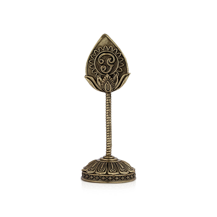 Murugar Vel with Base - 6 x 2 Inches | Antique Brass Statue / Murugar Vel / murugan vel idol / Pooja room decor