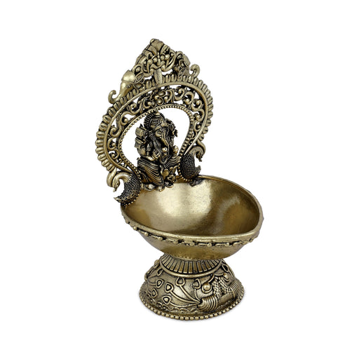 Ganesha with Deepam- 5.5 x 3 Inches |Antique Brass Vilakku /Vinayagar statue Lamp For Home Decor & Pooja - Deity Lamps