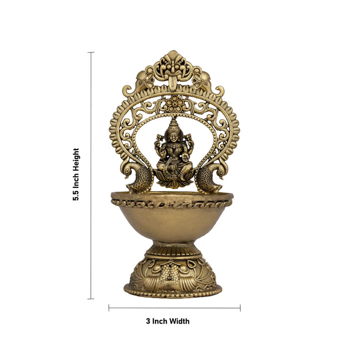 Lamp With Lakshmi Murti - 5.5 x 3 Inches | Brass Vilakku With Base/ Antique Polish Deepam for Pooja