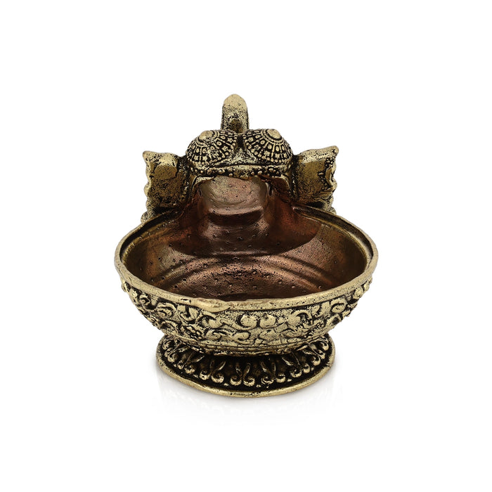 Elephant Face Deepam - 2 x 1.5 Inches | Antique Brass Vilakku / Decorative Lamp / Oil Diya for Pooja Room