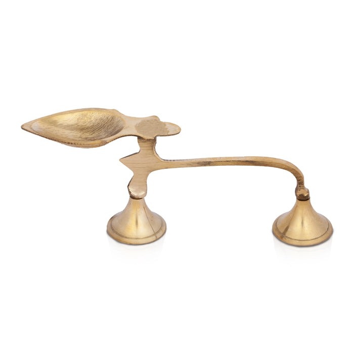 Brass Aarti - 5 x 5.5 Inches | One Mukh Spoon Karpoora Burner/ Pooja Aarti/ Aarti Diya for Home/ 60 Gms Approx - Kapur Aarti