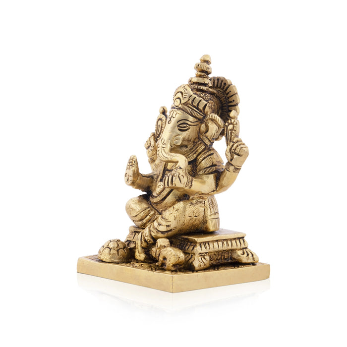 Vinayagar Sitting On Square Base Murti - 3.5 x 2.75 Inches | Brass Statue / Ganesha Idol For Home & Pooja - Brass Murties