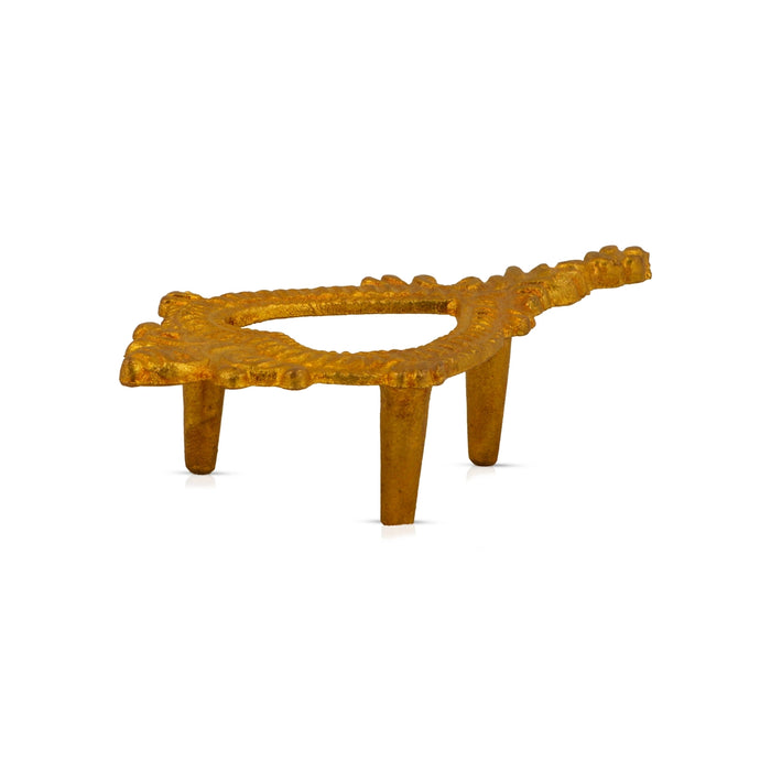 Brass Shankh Stand - 1 x 4.5 Inches | Dakshinavarti Shankh Stand/ Golden Shankh Holder for Pooja - Pooja Shankh