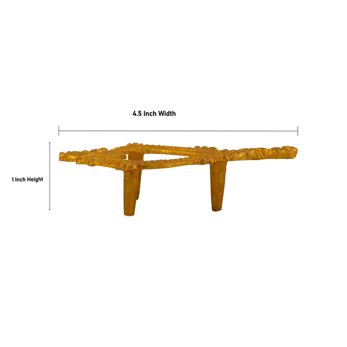 Brass Shankh Stand - 1 x 4.5 Inches | Dakshinavarti Shankh Stand/ Golden Shankh Holder for Pooja - Pooja Shankh
