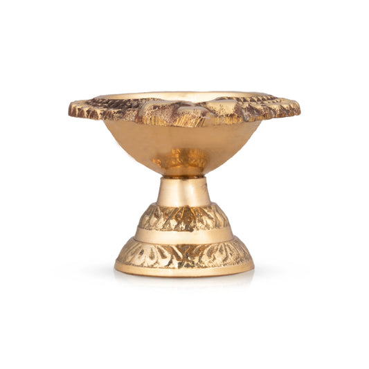 Lakshmi Kubera Vilakku With Base - 1.5 x 1.75 Inches | Brass Laxmi Kubera Deepam for Pooja/ 40 Gms Approx - Kuber Deep