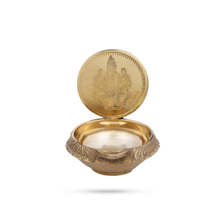 Brass Deepam With 1 Coin | Brass Lamp/ Brass Vilakku for Pooja/ 30 Gms Approx - Kuber Deep