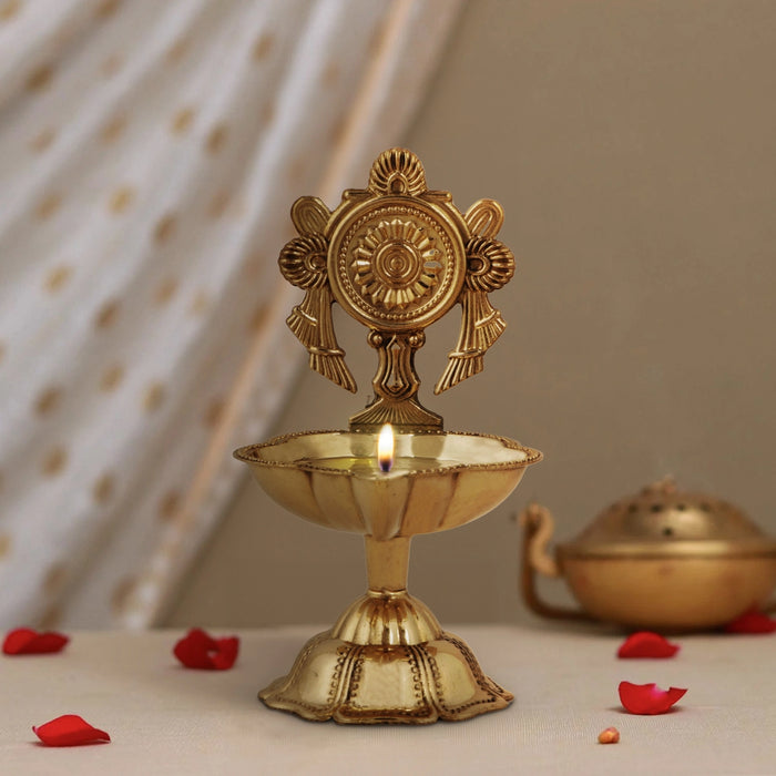 Brass Deep - 4.5 Inches | Chakra Lamp/ Vilakku/ Diya for Pooja/ 95 Gms Approx