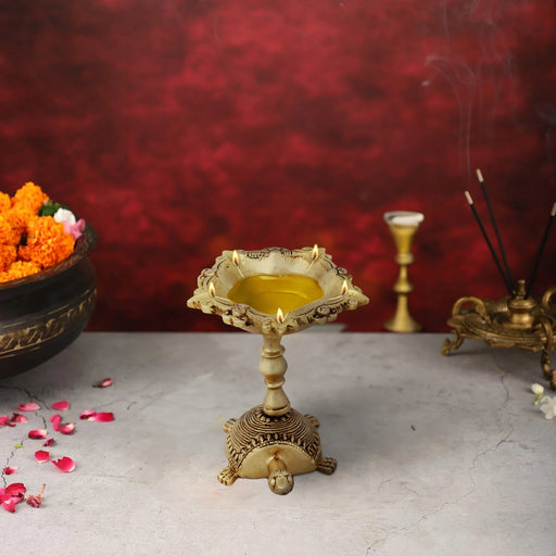 5 Face Deepam - 4.5 x 3.5 Inches | Antique Brass Vilakku/ Tortoise Lamp for Pooja/ 560 Gms Approx - 5 Faced lamp