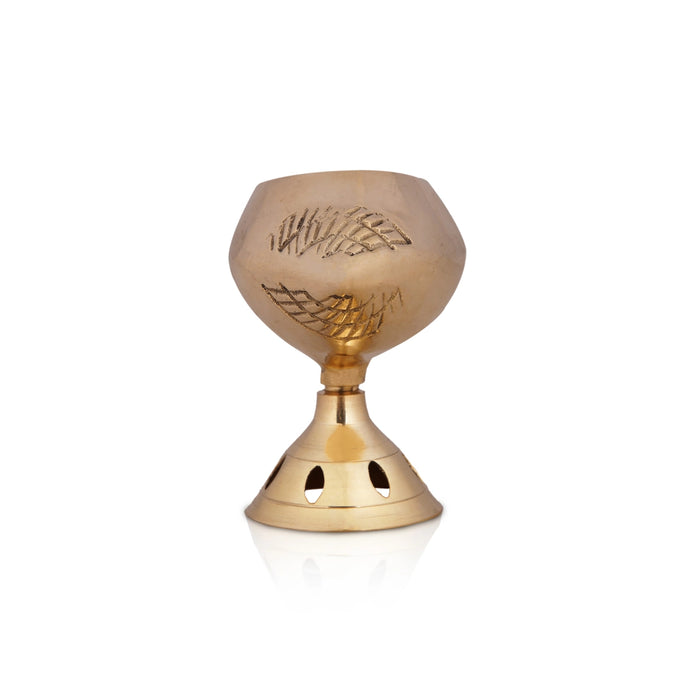 Shankh Shape Brass Lamp With Base - 3.5 x 4 Inches | Brass Deepam/ Brass Pooja Diya/ Brass Vilakku for Home - Decorative Lamp