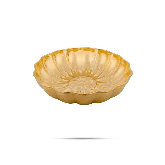 Lotus Shape Brass Plate - 1 X 3.75 Inches | Pooja Thali Plate/ Puja Plate For Auspicious Rituals And Offerings - Pooja Plate & Tray