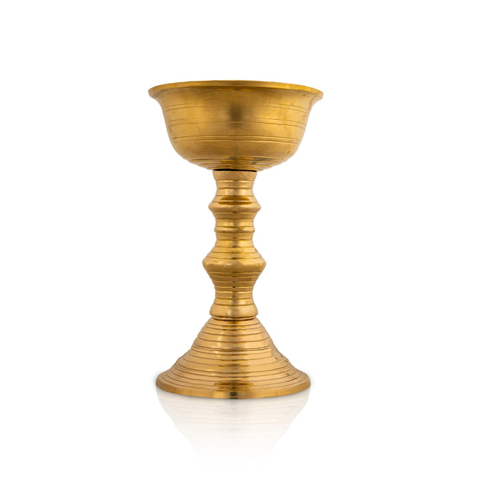 Kalanchi Diya - 8.5 x 5.25 Inches | Brass Lamp/ Brass Deepam/ Kalanjiam Diya for Pooja/ 1.510 Kgs Approx