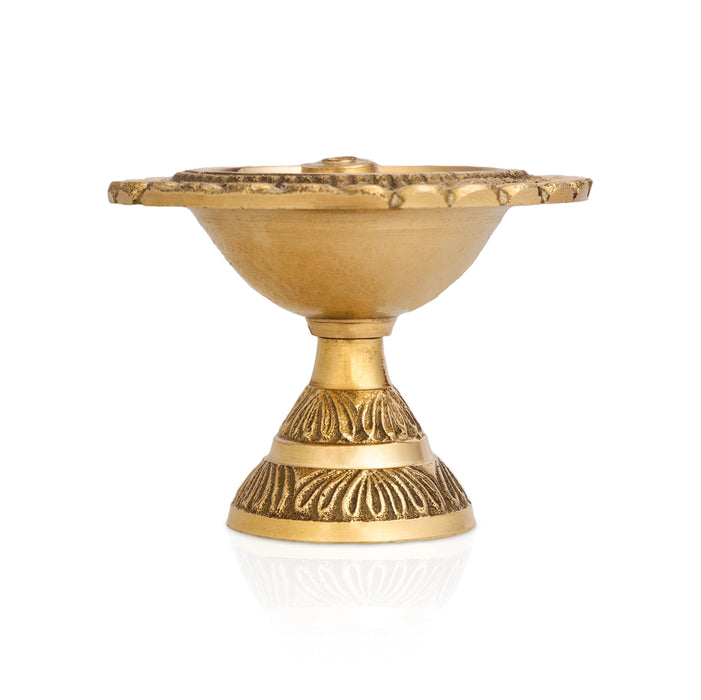 Kubera Lamp With Base - 1.8 x 1.5 Inches | Brass Kuberan Vilakku/ Kuber Deepam for Home & Pooja