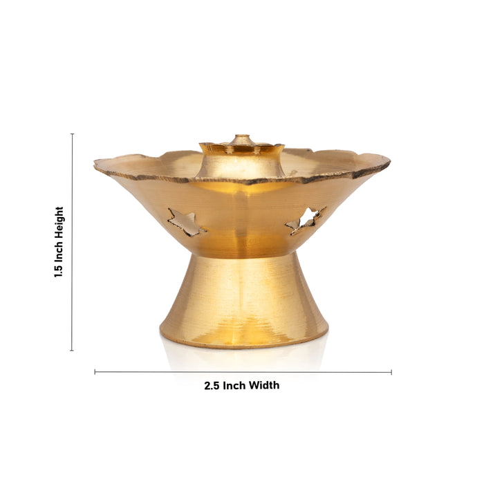 Agarbathi Stand - 1.5 x 2.5 Inches | Brass Agarbatti Holder/ Kamal Design Incense Stick Holder for Pooja/ 30 Gms - Agarbathi Stand