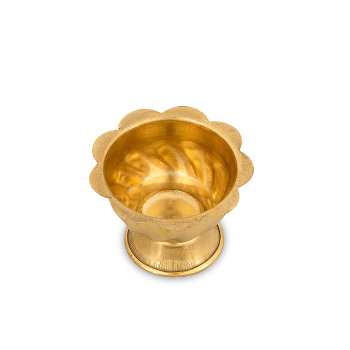 Kumkum Box - 2.5 x 2 Inches | Ruby Design Kumkum Bharani/ Brass Sindoor Pot for Home/ 20 Gms Approx - Sindoor Box