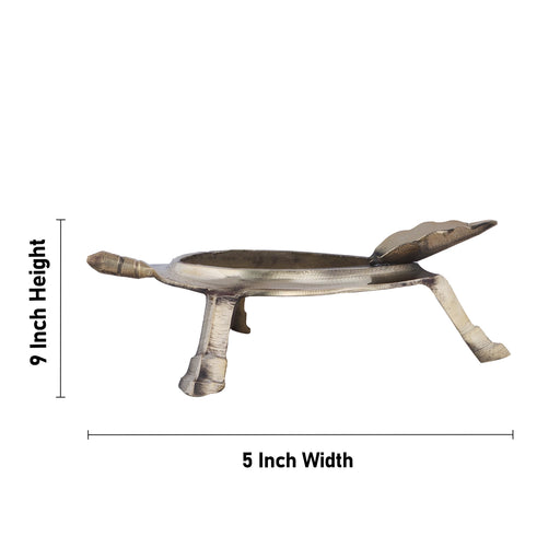 Brass Shankh Stand - 9 x 5 Inches | Shankh Rakhne Ka Stand/ Shankh Holder for Pooja/ 240 Gms Approx - Pooja Shankh