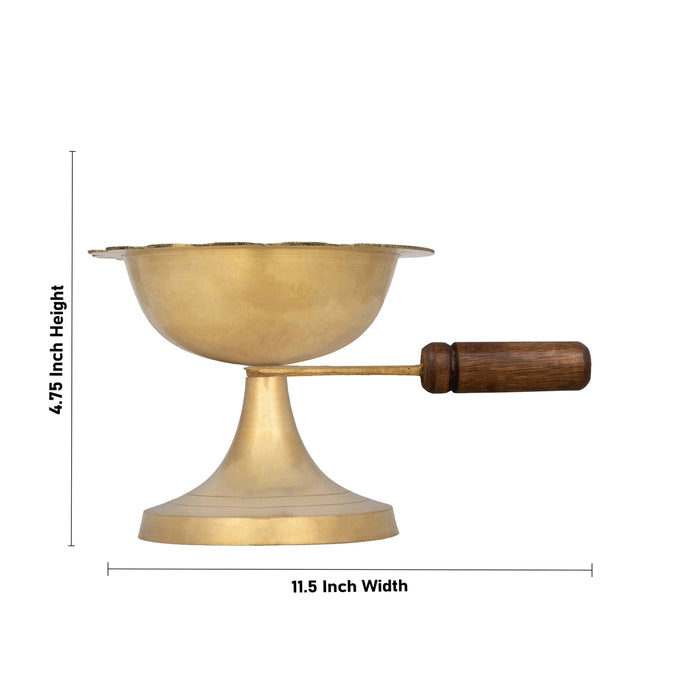 Dhoop Dhani With Wooden Handle - 4.75 x 11.5 Inches | Brass Dhoopakal/ Dhup Dhani for Pooja/ 425 Gms Approx - Sambrani Stand