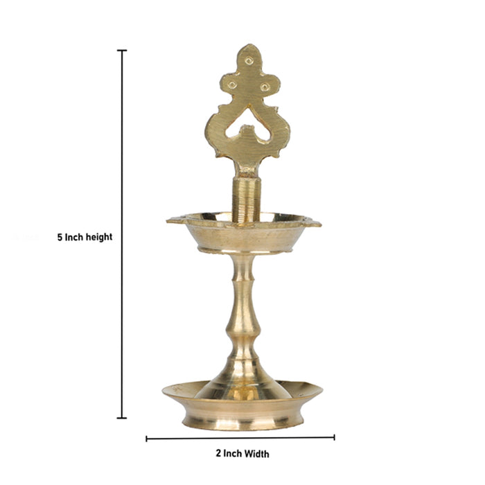 Kuthu Vilakku - 5 x 2 Inches | Brass Lamp/ Karaikudi Pirai Design Brass Deepam/ Brass Pooja Diya for Home - Kuthuvilakku