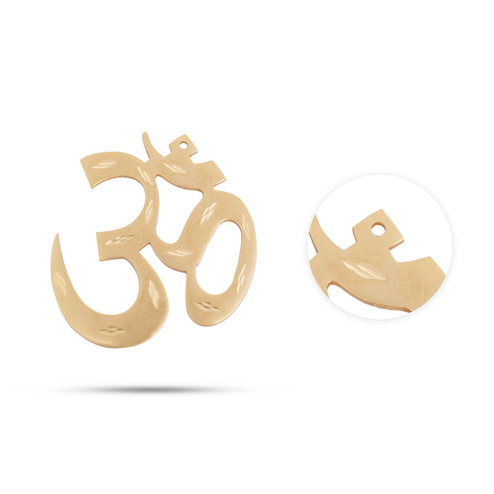 Hindi Om Wall Hanging - 4 x 4 Inches | Brass Wall Hanger/ Gold Polish Wall Decoration for Living Room - Wall Hanging