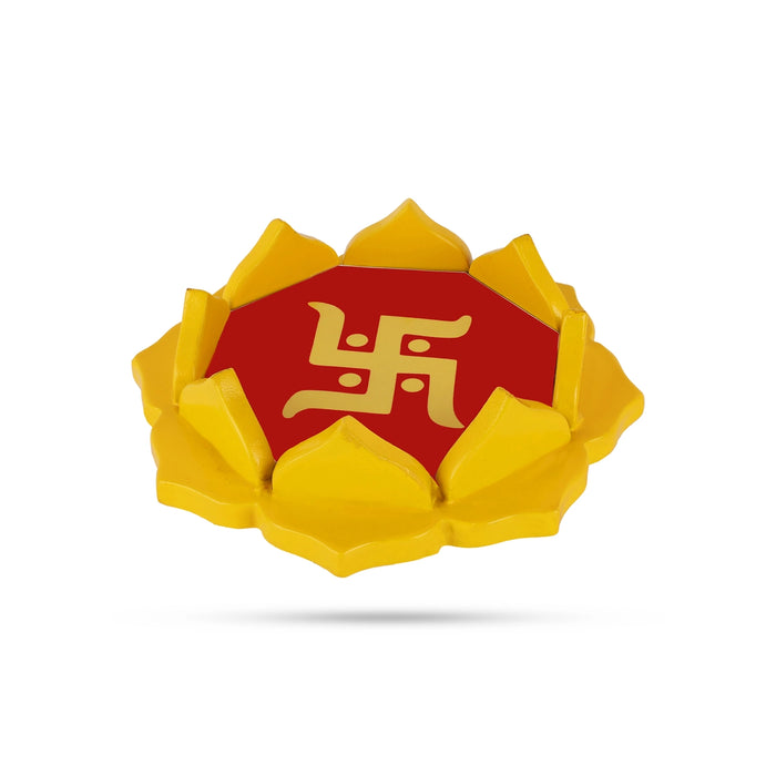 Lotus Design Manai - 6 Inches | Wooden Peetam / Manai Palagai for Pooja