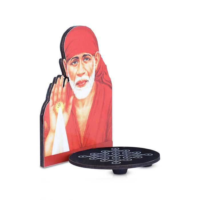 Saibaba With Kolam Stand - 5.5 x 4 Inches | Deity With Wooden Bajot for Pooja