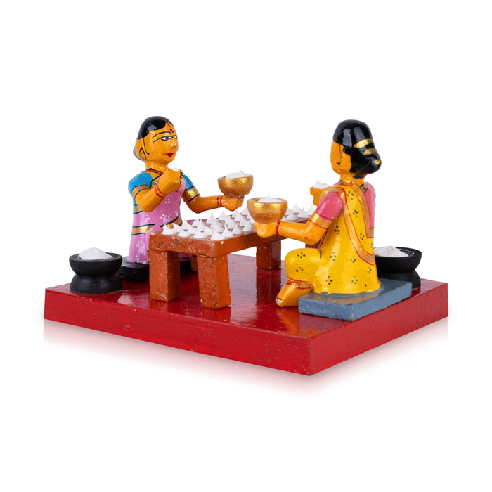 Making Fryums Kondapalli Toy - 4.75 x 7 Inches | Vadiyalu Wooden Statue/ Handmade Showpiece for Home Decor - Kondapalli Wooden Toys