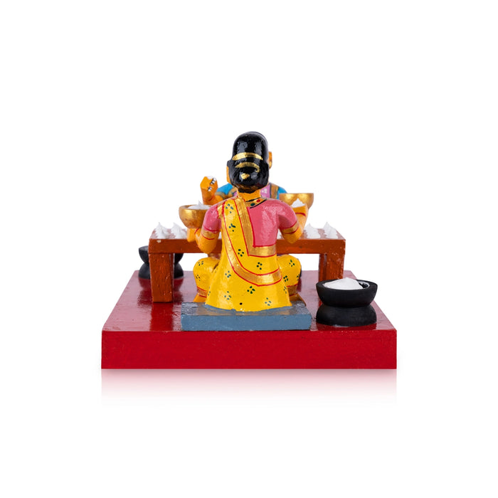 Making Fryums Kondapalli Toy - 4.75 x 7 Inches | Vadiyalu Wooden Statue/ Handmade Showpiece for Home Decor - Kondapalli Wooden Toys