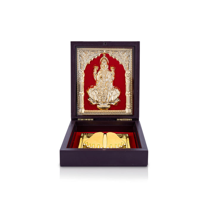 Maha Lakshmi Murti With Padham Pooja Box - 1.5 x 3 x 3 Inches | Puja Box/ Charan Paduka Box for Home - Pooja Box & Paduka
