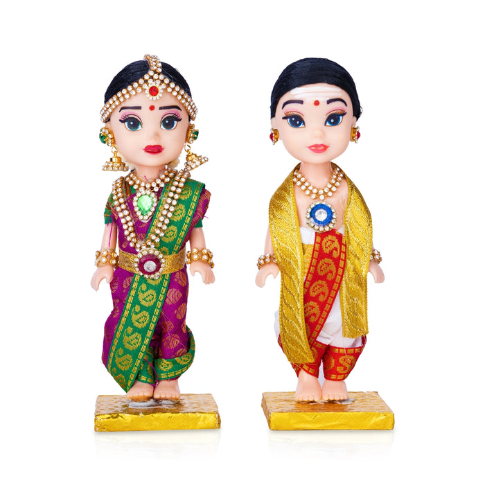 Mama Maami Plastic Golu Bommai Pair - 6 x 2 inches | Giri Golu Doll/ Navaratri Kolu Bomma/ Gombe/ Dasara Doll
