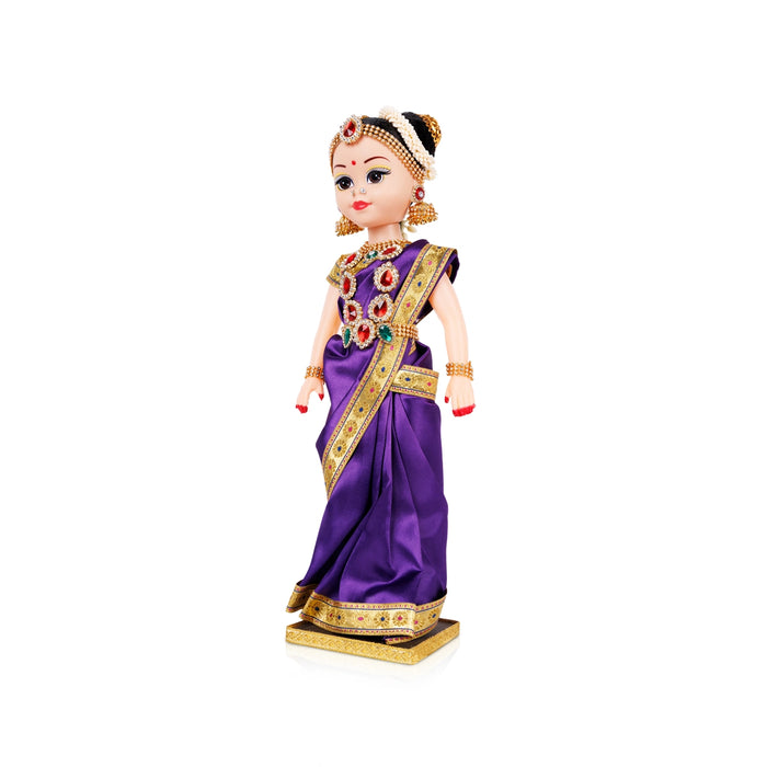 Beautiful Navaratri Golu used in festive kolu bommai online and Navarathri Dolls celebrations