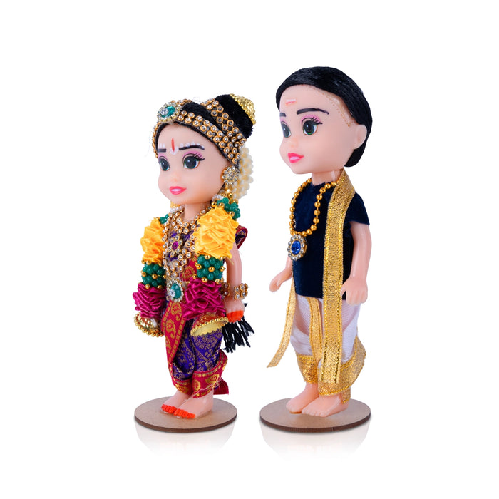 Bride and Groom Plastic Golu Bommai - 7 x 2.5 Inches | Giri Golu Doll/ Navaratri Golu Bomma/ Gombe