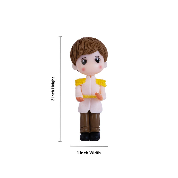 Young Couple Pair - 2 X 1 Inches | Cute Couple/ Sweet Couple/ Resin Showpiece For Home Decor - Fibre Murties