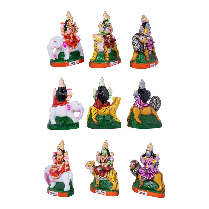 Navanayagi Clay Golu Bommai Set - 8 x 6 Inches | Giri Golu Doll/ Navaratri Golu Bomma/ Gombe/ Bommai