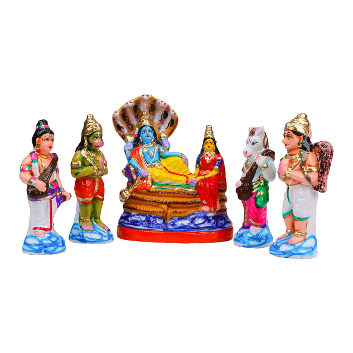 Vaikuntam Clay Golu Bommai Set - 9 x 7 Inches | Giri Golu Doll/ Dasara Doll/ Navaratri Golu Bomma/ Gombe/ Bommai
