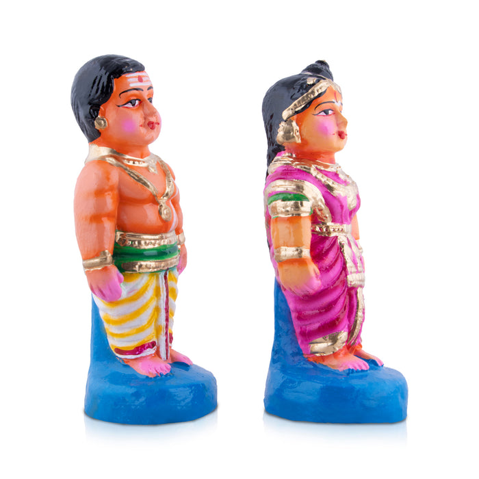 Young Couple Clay Golu Bommai Pair - 8 x 3 Inches | Giri Golu Doll/ Navaratri Golu Bomma/Gombe/Bommai