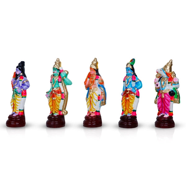 Unique Navaratri Golu design for authentic golu bommai set arrangements