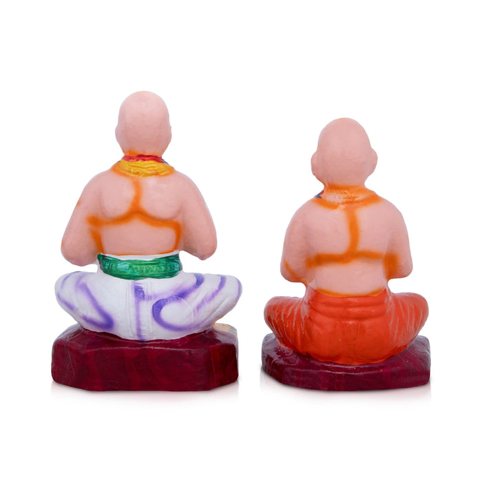 Vainava Nalvar Clay Golu Bommai Set - 8 x 4 Inches | Giri Golu Doll/ Navaratri Golu Bomma/Gombe/Bommai - Clay Kolu Bommai