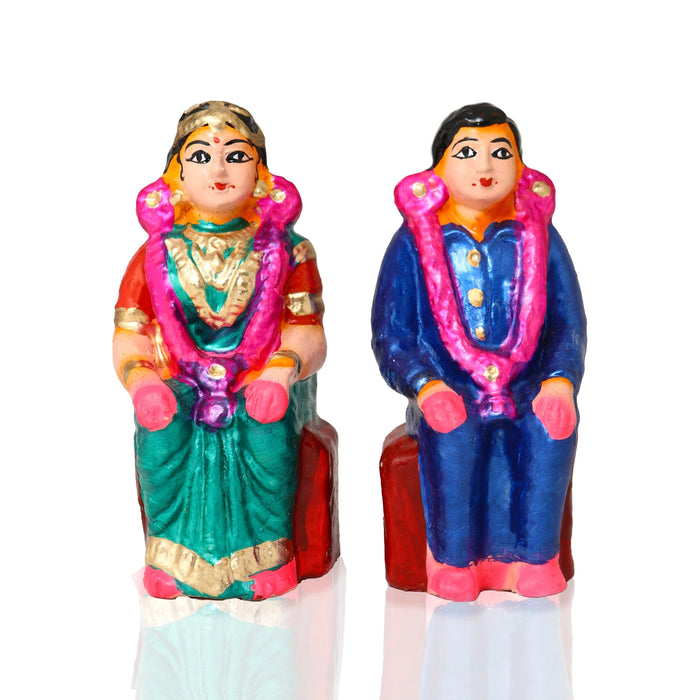 Engagement Clay Golu Bommai Set - 6 x 3 Inches | 17 Pcs/ Giri Golu Doll/ Navaratri Golu Bomma/Gombe/Bommai