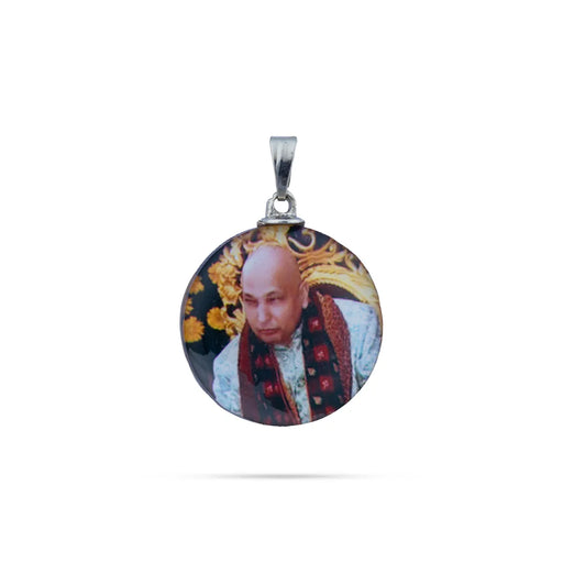 Delhi Guruji Pendant – 1 Inch | Spiritual Photo Dollar / Devotional Locket For Daily Wear - Mala & Pendant