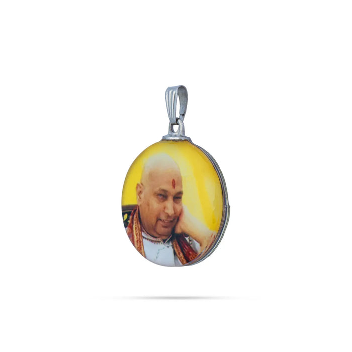 Delhi Guruji Pendant – 1 Inch | Spiritual Photo Dollar / Devotional Locket For Daily Wear - Mala & Pendant