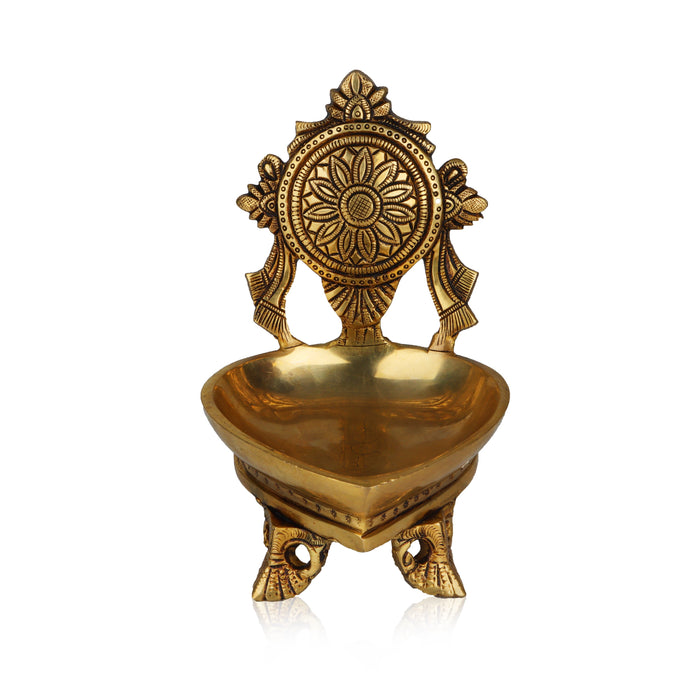 Chakra Agal Deepam - 6.5 x 4.5 Inches | Brass Lamp/ Vilakku/ Diya for Pooja/ 1.395 Kgs Approx