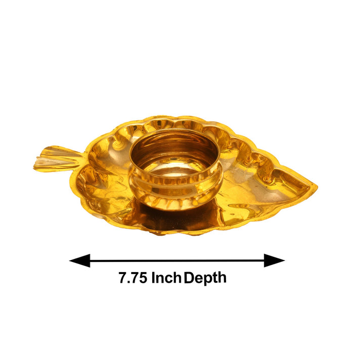 Tray With Kumkum Pot - 7.75 Inches | Sindoor Pot/ Brass Kumkum Bowl for Pooja/ 60 Gms Approx